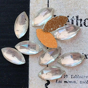 VP-5583 10x5mm West German Vintage glass Clear Cabochon Navette