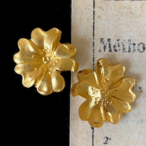 GC-8477 Stamping Findings Flower 20mm USA Raw Brass