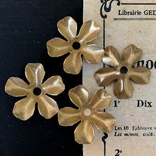 GP-4470 Stamping Findings Flower 18mm USA Raw Brass