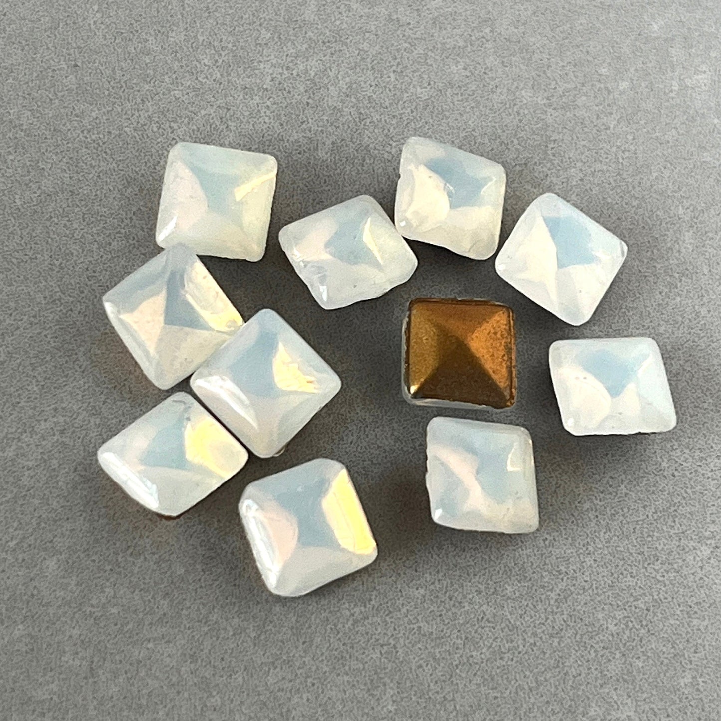 VP-1546 6mm West German Vintage Rhinestone White Opal Square