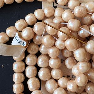 VP-3163 6mm Japan Vintage glass Bead satin beige