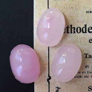 VP-3392 18x13 Japan Vintage glass Cabochon pale Pink Oval