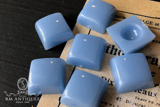 VP-4308 12mm USA Vintage lucite Cabochon Pastel Blue Square