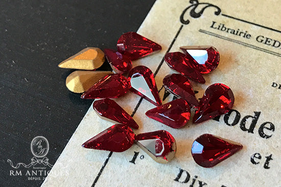 VP-4434 8x5 West German Vintage Rhinestone Ruby Pear