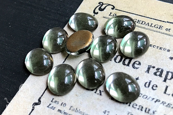 VP-4503 10X8 German Vintage glass Cabochon Peridot/Jonquil Oval