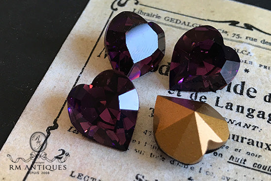 VP-4944 15.5x14mm Swarovski Vintage Amethyst Glass Stone Heart