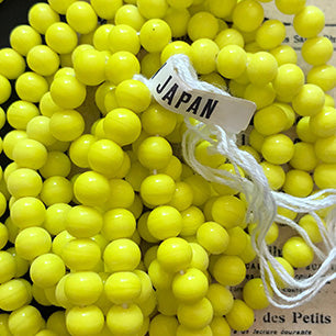 VP-5167 6mm Japan Vintage opaque Yellow Round glass Bead