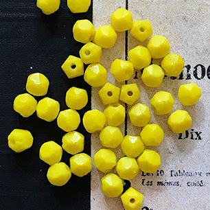 VP-5410 4mm Czech Vintage opaque Yellow Small Bead