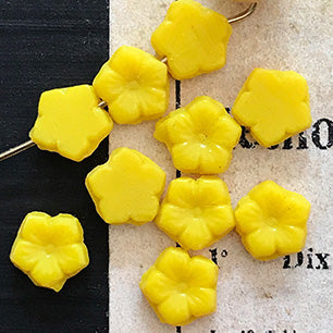 VP-5443 7.5mm German Vintage opaque Yellow Flower glass Bead