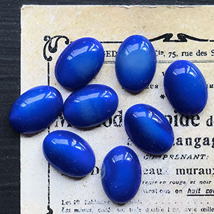 VP-6401 14x10 Czech Vintage glass Cabochon Blue Oval