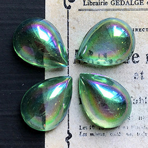 VP-6606 18x13mm West German Vintage glass Cabochon AB Peridot Pear