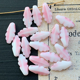 VP-6951 13X6mm Czech Vintage Dagger White Pink Marbled glass Bead