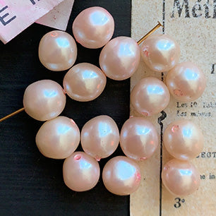 VP-7292 8mm JapanVintage pearl lucite Bead