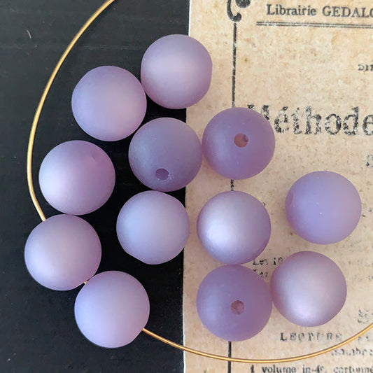 VP-8380 8mm West German Vintage mattePurple Acrylic Bead