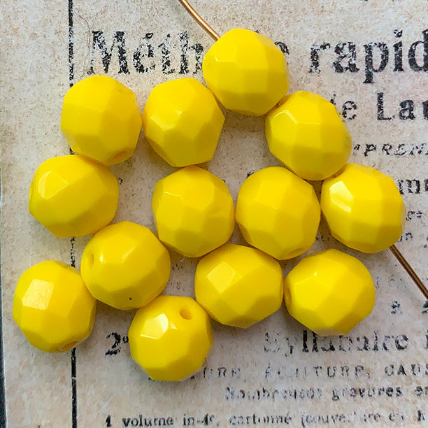 VP-8401 8mm Czech Vintage opaque Yellow glass Bead