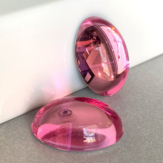 VP-8513 18x13 West German Vintage lucite Cabochon Pink Oval