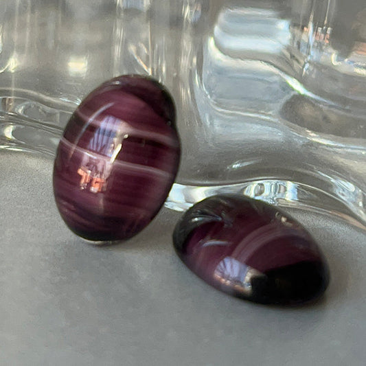 VP-8606 18x13 Czech Vintage glass CabochonAmethyst Oval