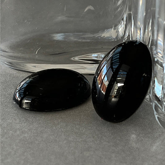 VP-8692 18x13 West German Vintage Acrylic CabochonBlack Oval