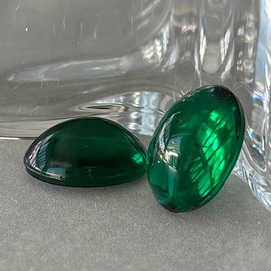 VP-8704 16x12 West German Vintage glass Cabochon Emerald Oval