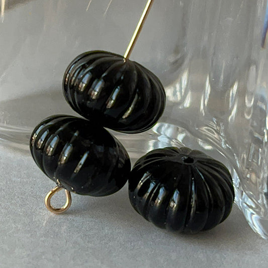 VPL-8589 14x10mm West German Vintage lucite Black Bead